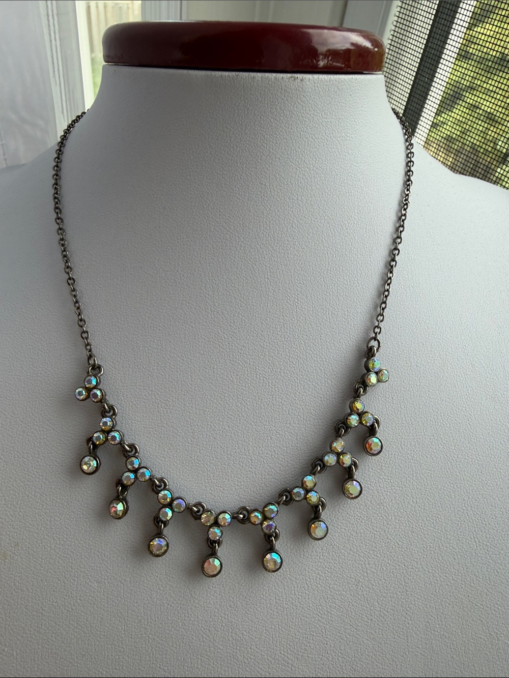 Iridescent Branch‑Design Statement Necklace – Fashion Jewelry